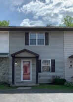 5053 St Patrick Cir in Cross Lanes, WV - Building Photo