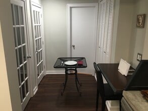 415 9th St, Unit #1 in Palisades Park, NJ - Foto de edificio - Building Photo