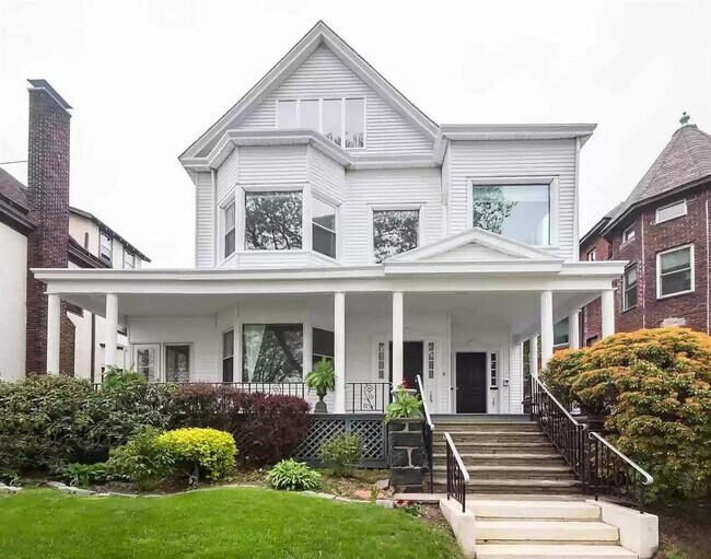 property at 785 JFK Blvd E