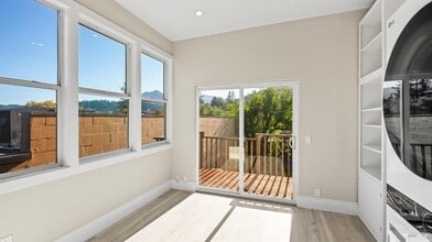 713 Sir Francis Drake Blvd in San Anselmo, CA - Building Photo - Building Photo