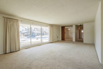 328 Mayfair Dr in Grand Junction, CO - Building Photo - Building Photo