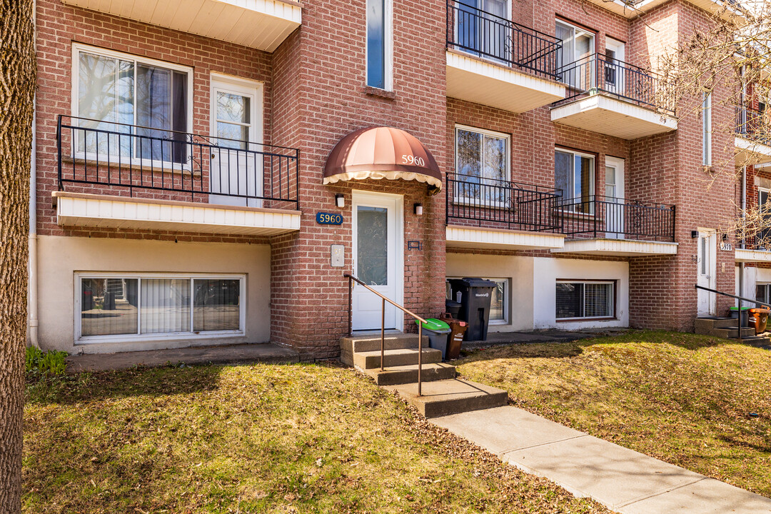 5960 3E Av in Montréal, QC - Building Photo