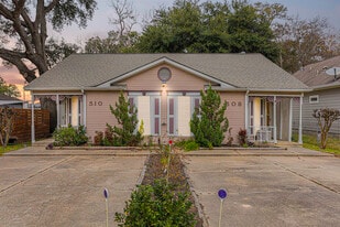510 Clarence St in Tomball, TX - Building Photo