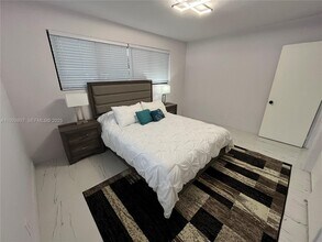 39 SE 7th St in Dania Beach, FL - Building Photo - Building Photo