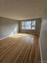42 Layton Ave in Buffalo, NY - Building Photo - Building Photo
