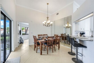 631 Beachwalk Cir in Naples, FL - Building Photo - Building Photo