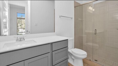 211 Sierra Strm Ln in Conroe, TX - Building Photo - Building Photo