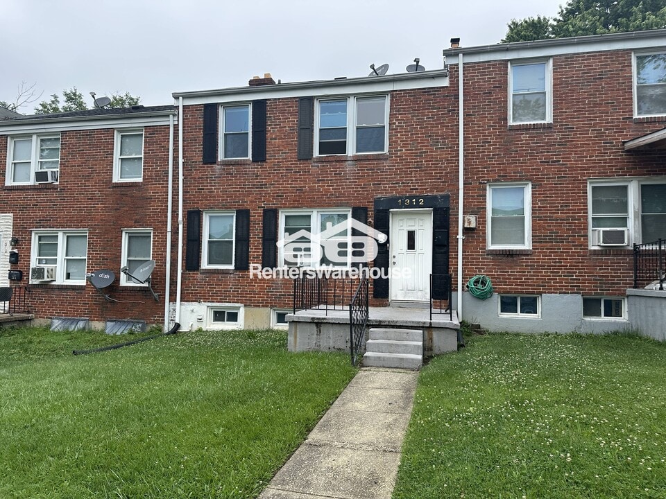 1312 Dartmouth Ave in Parkville, MD - Building Photo