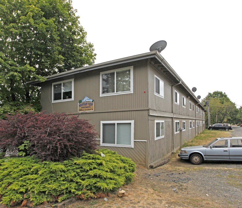 Mountain View Apartments in Portland, OR - Building Photo