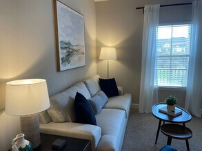 598 Brockhampton Ln in Westerville, OH - Building Photo - Building Photo