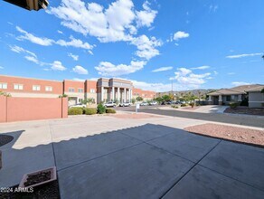 1530 E Branham Ln in Phoenix, AZ - Building Photo - Building Photo