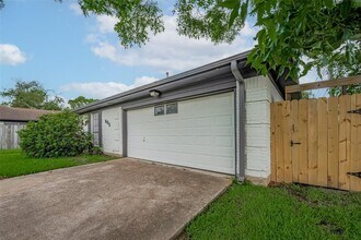 605 Sorrento Dr in El Lago, TX - Building Photo - Building Photo