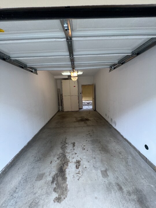 8081 Trapper Rnch Rd in Roseville, CA - Building Photo
