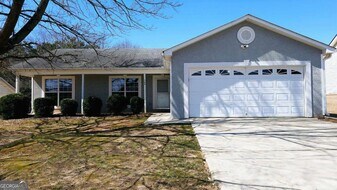 1404 Steam Engine Way NE in Conyers, GA - Building Photo