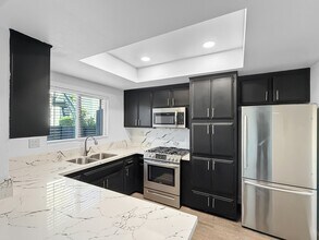 820 Normark Terrace in Vista, CA - Building Photo - Building Photo