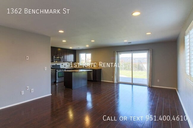 1362 Benchmark St in Beaumont, CA - Building Photo - Building Photo