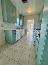 803 Van Nuys St in San Diego, CA - Building Photo - Building Photo