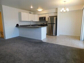 654 Trinity Way in Grand Junction, CO - Building Photo - Building Photo