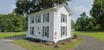 3 Laurel St in Pocomoke City, MD - Building Photo