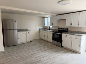 113 E Addition St in Martinsburg, WV - Building Photo - Building Photo