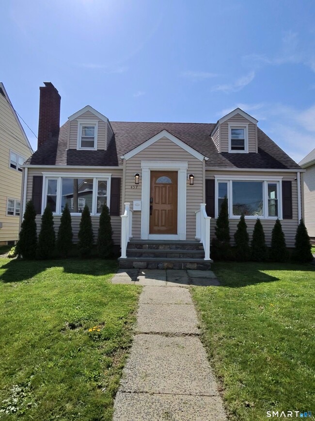 property at 457 Summit St