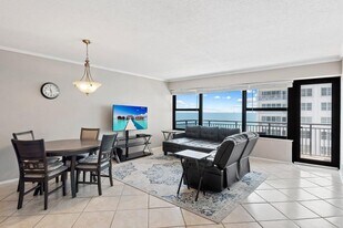 3800 Galt Ocean Dr, Unit 607 in Fort Lauderdale, FL - Building Photo