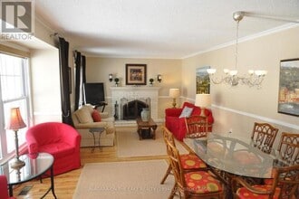 18 Castlereagh St in Niagara-On-The-Lake, ON - Building Photo - Building Photo