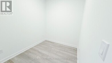 1007 The Queensway in Toronto, ON - Building Photo - Building Photo