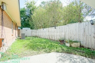 2327 Whitney Dr in Monroe, LA - Building Photo - Building Photo