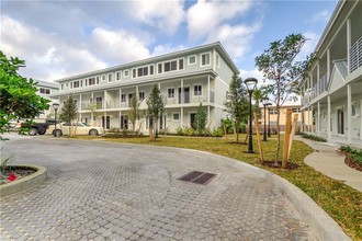 Wilton Walk Townhomes in Fort Lauderdale, FL - Foto de edificio - Primary Photo