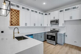 4835 Paula St in Houston, TX - Building Photo - Building Photo