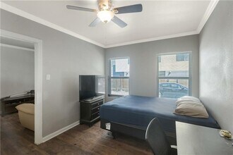 204 E 30th St in Austin, TX - Building Photo - Building Photo