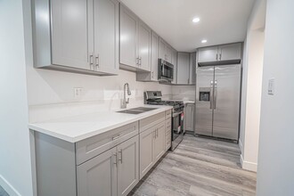 13753 Aldergrove St in Los Angeles, CA - Building Photo - Building Photo