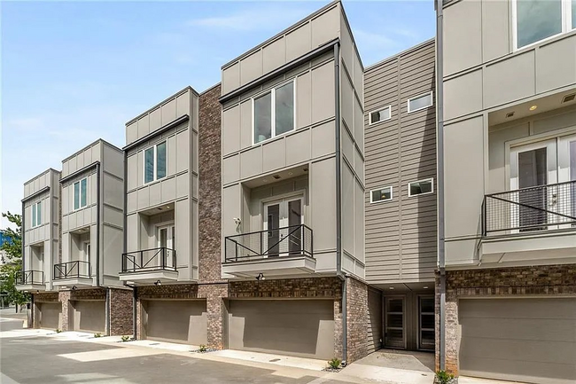 241 Maynard Ter SE, Unit 16 in Atlanta, GA - Building Photo - Building Photo