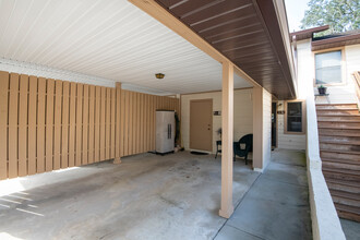 210 E Glassboro Ct in Hernando, FL - Building Photo - Building Photo