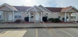 Country View Estates of Charleston in Charleston, IL - Building Photo