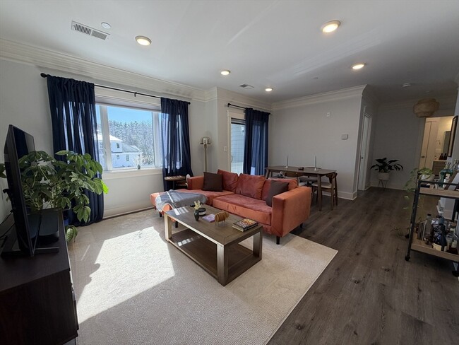 property at 17 Hennery Wy