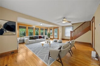 110 Mill St in Williamsville, NY - Foto de edificio - Building Photo