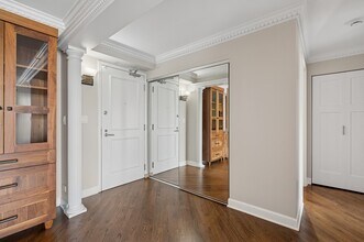 1250 N Dearborn St in Chicago, IL - Building Photo - Building Photo
