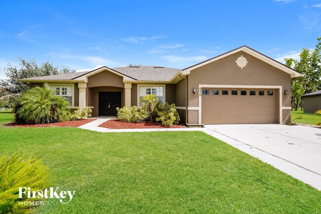 property at 479 Shadow Lakes Dr