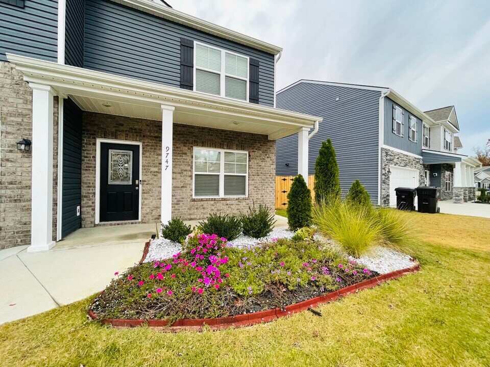 9747 War Admiral Ln in Knoxville, TN - Building Photo