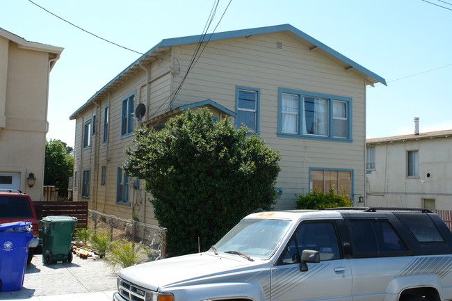 5800 Madison Ave in Richmond, CA - Building Photo - Building Photo