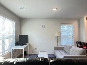 402 Salvia Rd in Savannah, GA - Building Photo - Building Photo