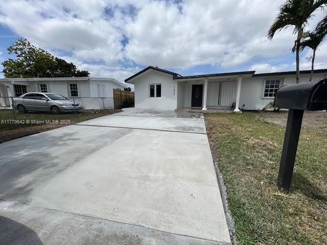 11225 SW 47th Terrace in Miami, FL - Building Photo - Building Photo