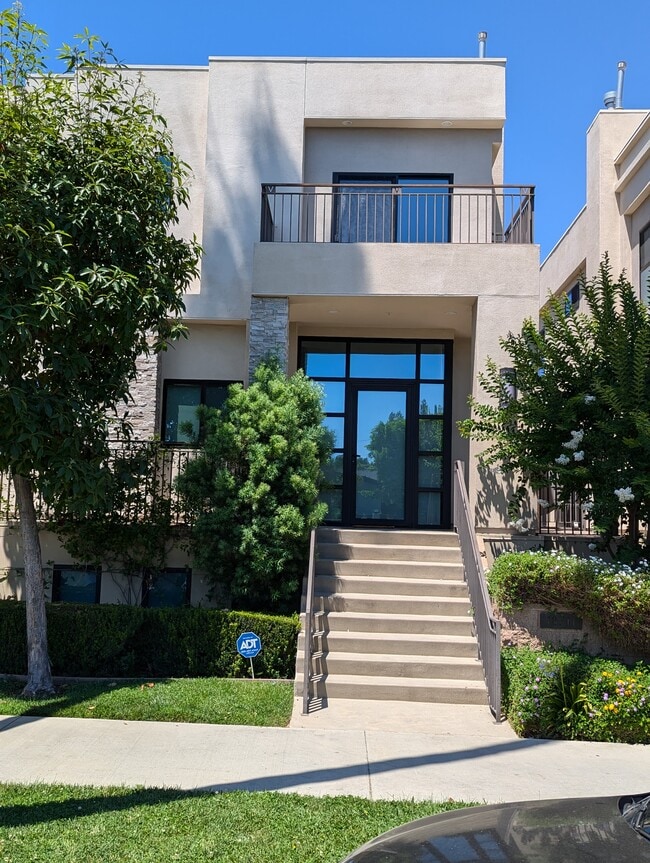 property at 18711 Redwing St