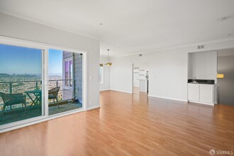 420 Pointe Pacific Dr in Daly City, CA - Building Photo - Building Photo