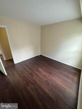 11919 Parklawn Dr in Rockville, MD - Building Photo - Building Photo