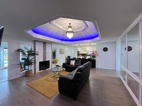 613 Glenview Cir in Garland, TX - Building Photo - Building Photo