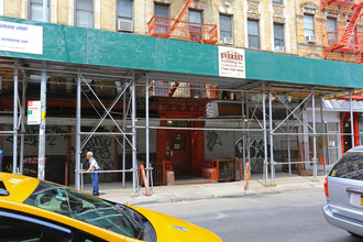 135-137 Eldridge St in New York, NY - Building Photo - Building Photo