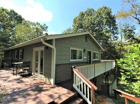 31 Arco Rd in Asheville, NC - Building Photo